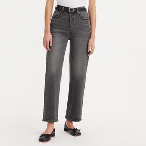 Levi’s Gray Ribcage Straight Ankle High Waisted Straight Leg Jean Button Fly